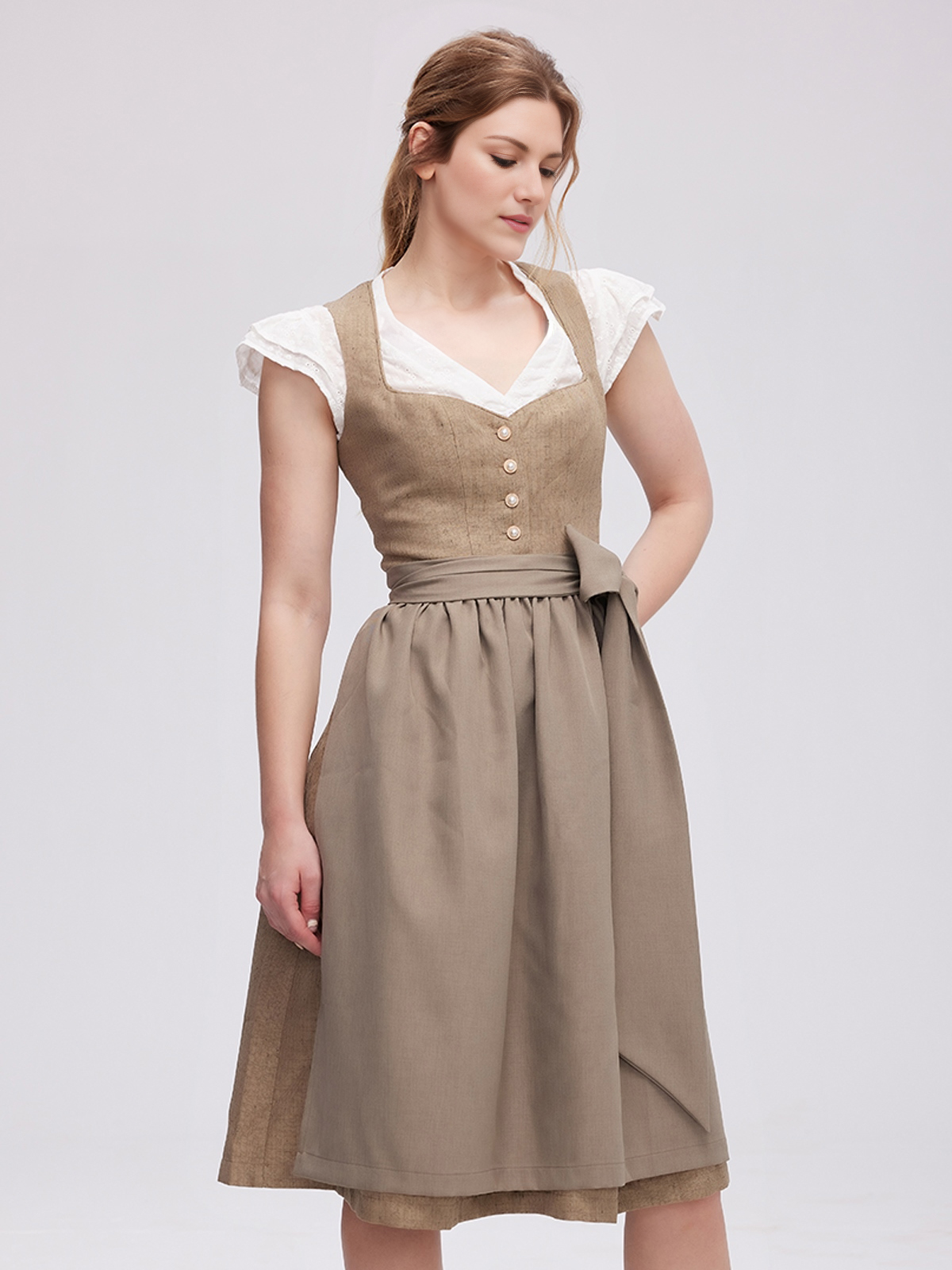 Dirndl in Grün – ein frischer Kontrast zu Rot