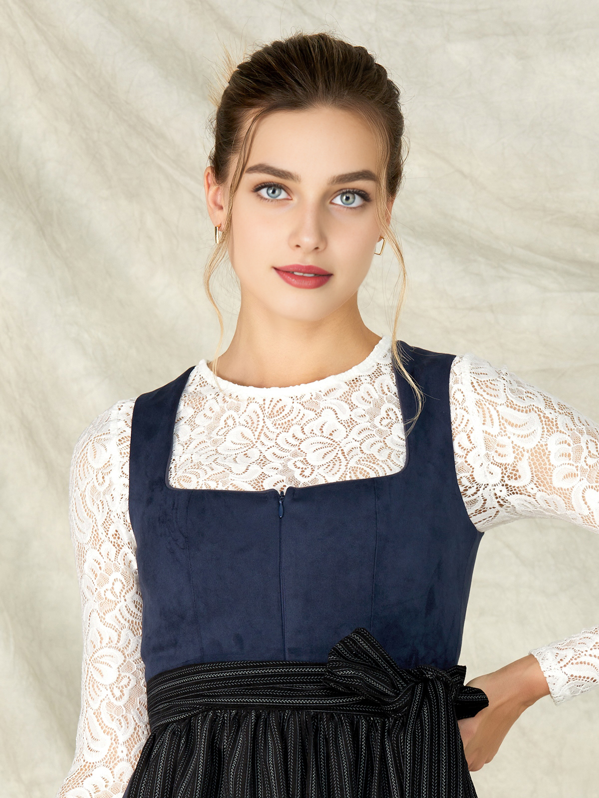 Dirndl in modernem Design