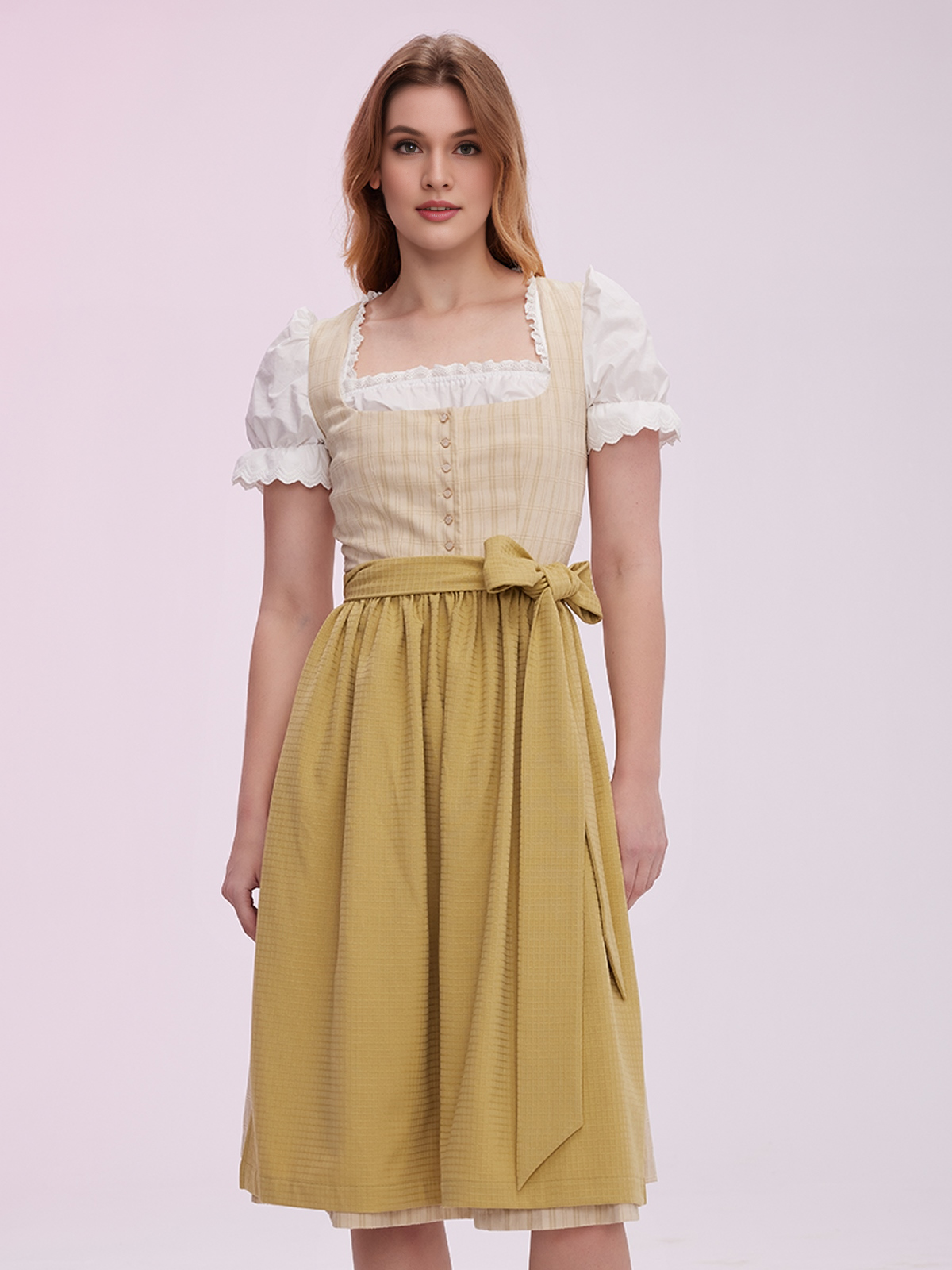 Modernes grünes Dirndl von Ehreer