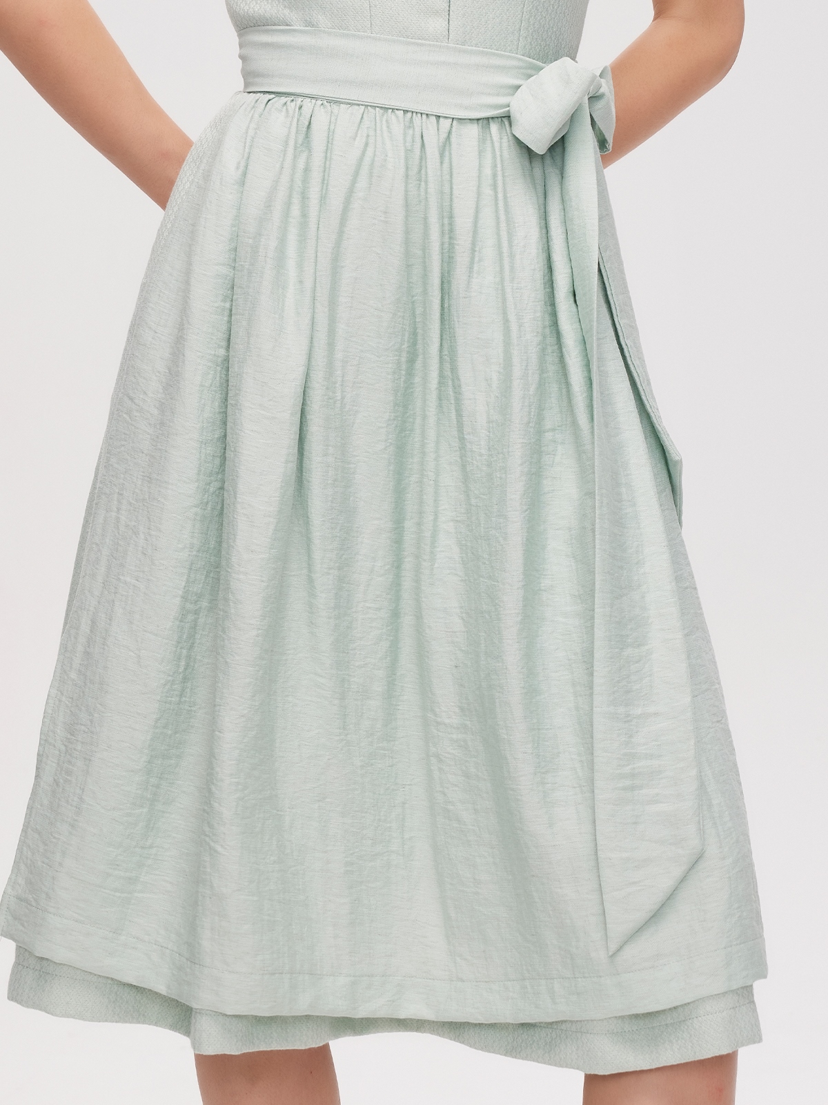 Dirndl in Grün – perfekt für Sommerfeste