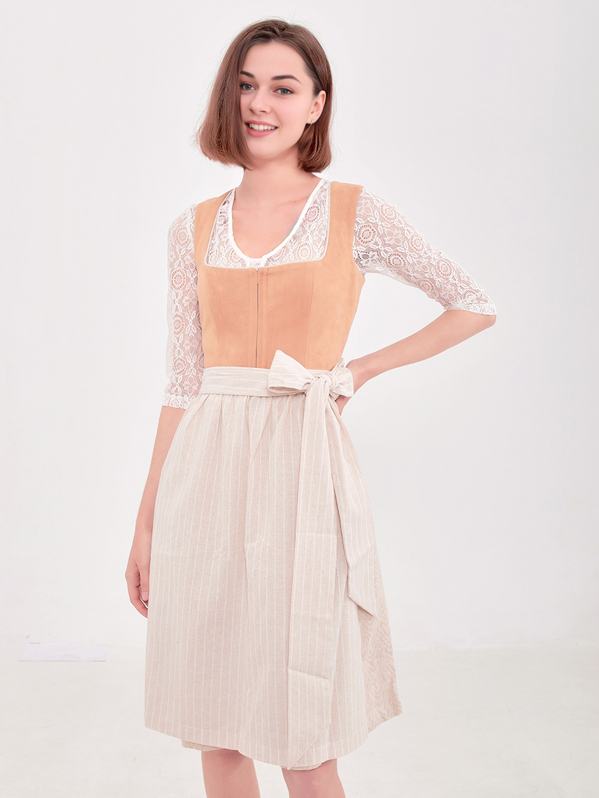 Dirndl in Braun – Tradition und Eleganz