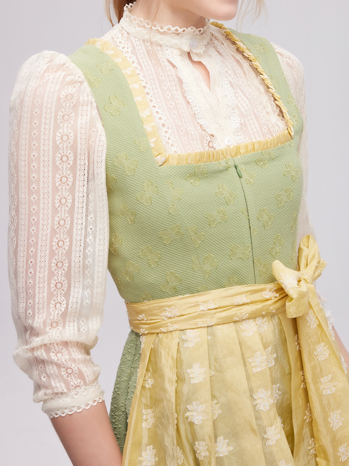 Dirndl Grün – Ein moderner Twist zur Tradition