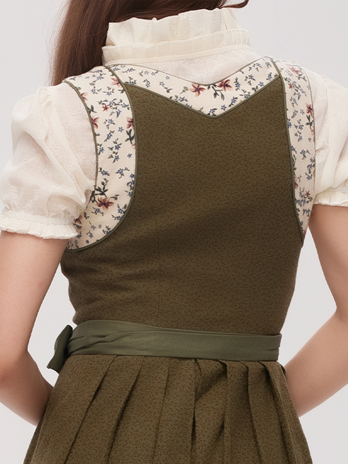 Dirndl mit samt oberteil grün